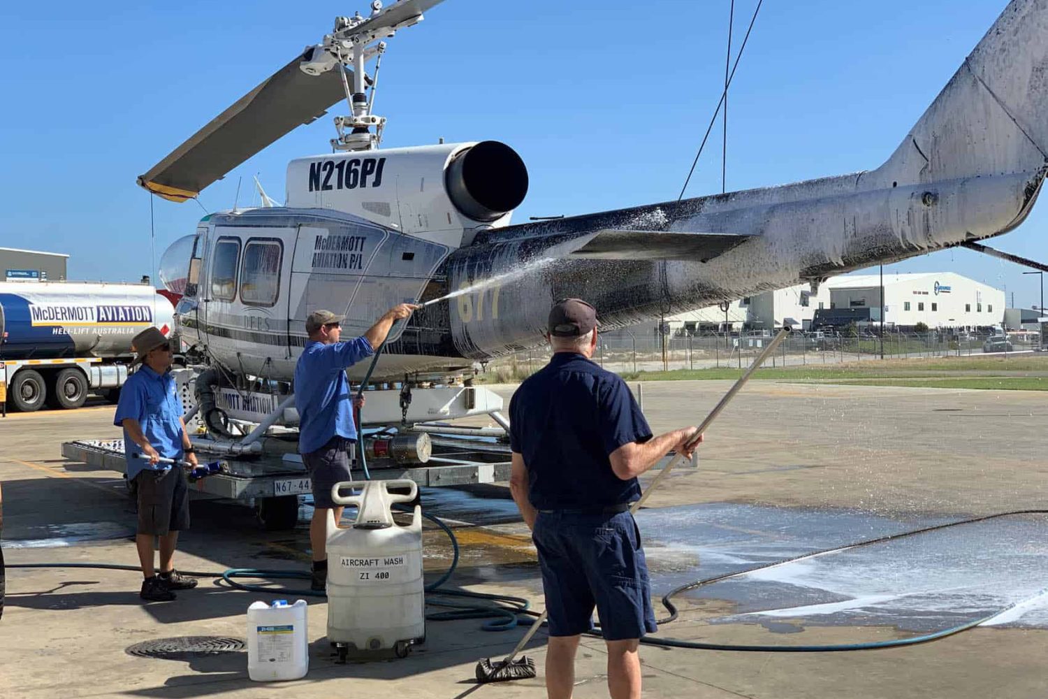 McDermott Aviation Zi 400 HD Aircraft Cleaner